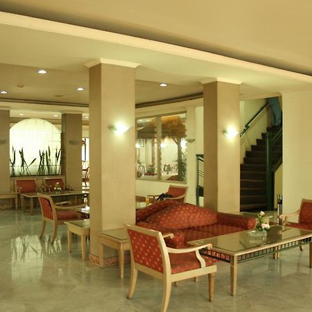 Hotel Royal Palace Bandung Exterior foto